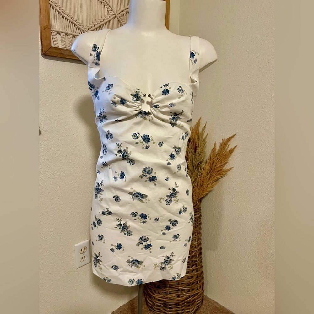 Bardot Sleeveless Blue & White Cello Floral Print Mini Dress Size XL